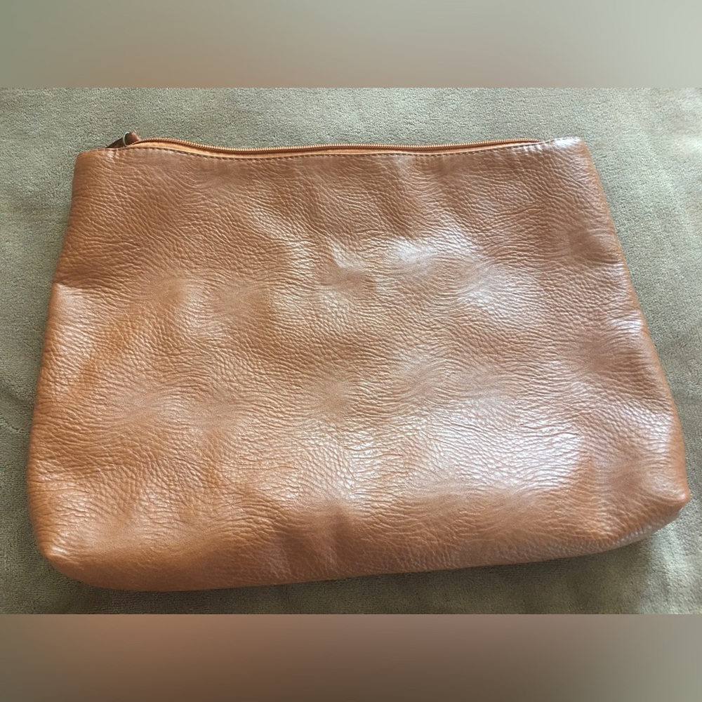 Free people brand brown soft leather case for iPad or laptop